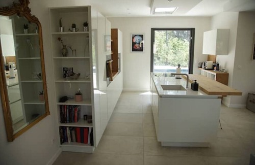 Fuveau Villa | Magnificent villa on the edge of a forest with swimming pool