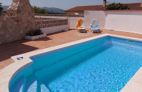 L'Escala Villa | Magnificent villa with private pool.