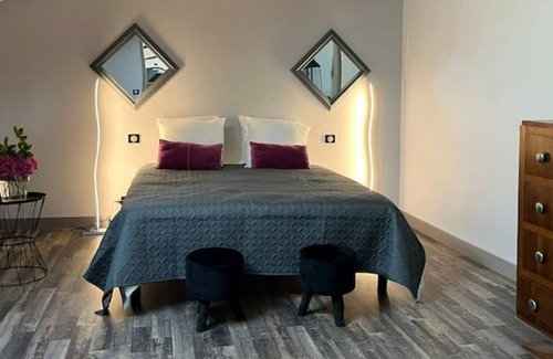 Boulazac-Isle-Manoire Apartment | Magnifique Loft Avec Piscine