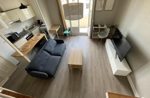 Secteur 3 Apartment | magnifique Duplex avec 2 chambres et parking gratuit