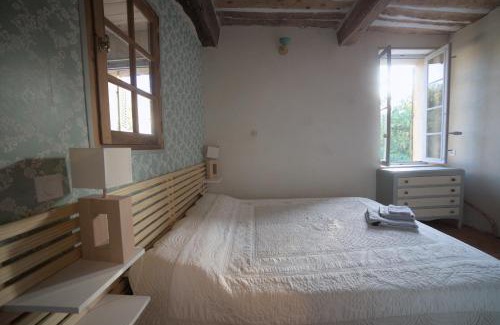 La Roquebrussanne Apartment | Magnifique eco-gîte des Marronniers avec terrasse