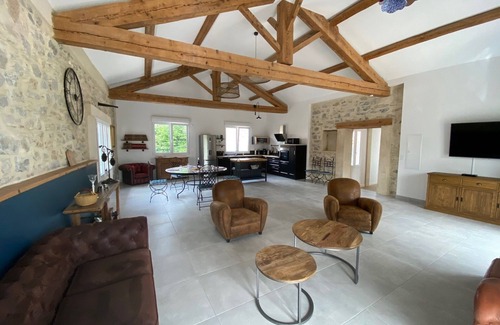 Raissac-d'Aude House | Magnifique Maison de Village Rénovée Avec Gout. Entièrement Climatisée