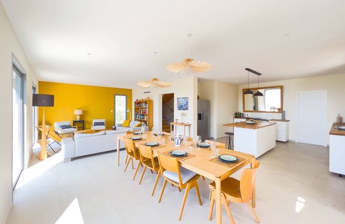 Braccolaccia Villa | Magnifique Villa Moderne vue mer Avec Piscine 14 Personnes