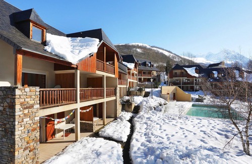 Peyragudes Condo | Magnifique vue lac | Appartement pour 6 + Piscine