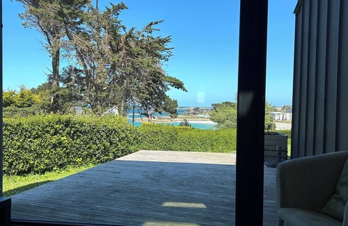 Trevou-Treguignec House | Magnifiques Vues Mer, Confort et Architecture Unique à 100 m de la Plage