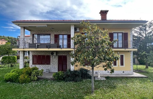 Izola Apartment | Magnolia Apartments