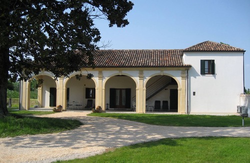 Olmo di Mira Apartment | Magnolia, charming residence in the Barchessa of Venetian Villa: Villa Pastori