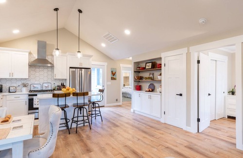 Petaluma House | Magnolia Story *30+ Day Rental*