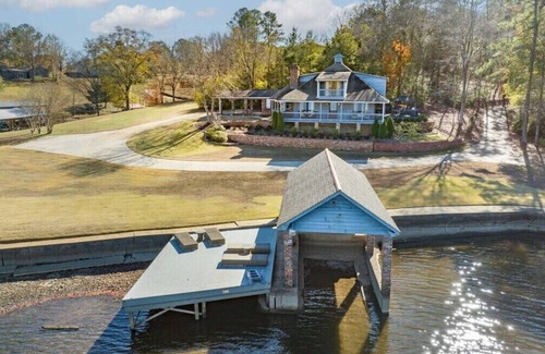Northport House | Magnolia Tides- Incredible Views @ Lake Tuscaloosa
