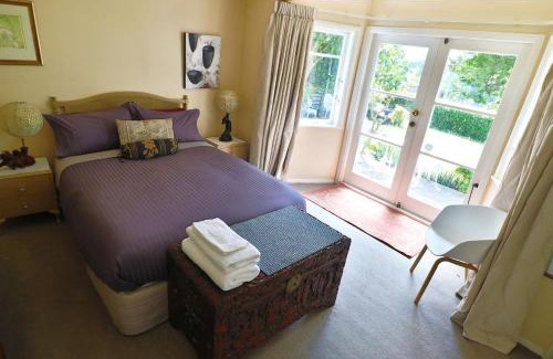 Taumarunui House | Magpie Cottage Homestay Bed & Breakfast
