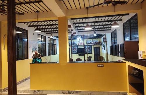 Kumbakonam House | Maha Periyava Kuteeram Family Room