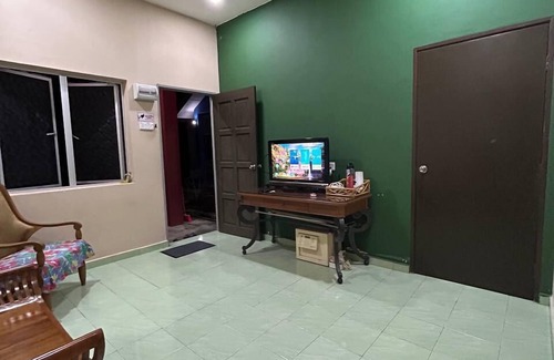 Setiu Bed & Breakfast | Mahasa Penarik Homestay