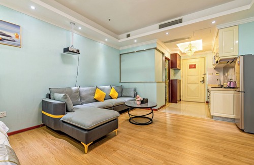 East Huanshi Road Apartment | Mahattan Apartment - Free Shuttle Bus for Canton Fair