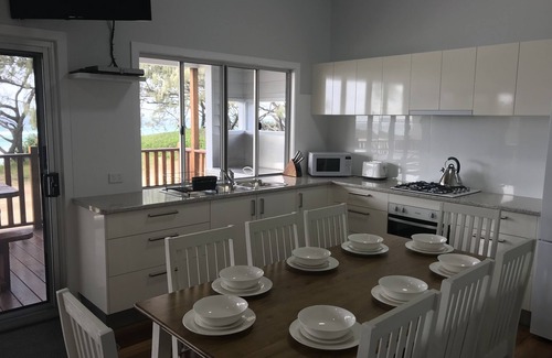Maheno House | Maheno Cottages "Tanaka"