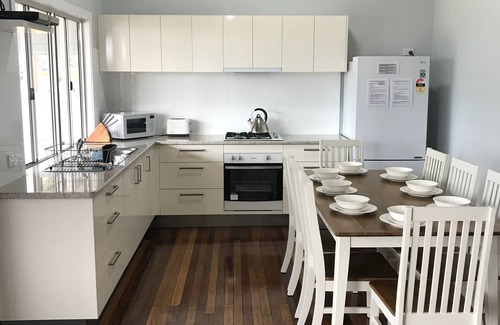 Maheno House | Maheno Cottages "Yenningee Bora"