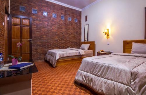 Borobudur House | Maher House Borobudur