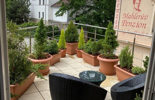 Jihlava Hotel | Mahleruv Penzion Na Hradbách