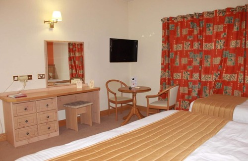 Irvinestown Hotel | Mahons Hotel
