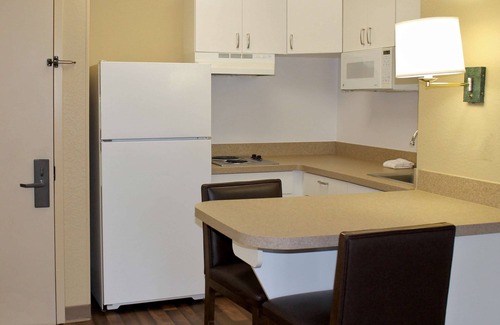 Winchester Hotel | MainStay Suites Las Vegas Convention Center