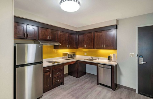 Spokane Hotel | MainStay Suites Spokane Airport