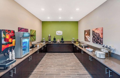 Spokane Hotel | MainStay Suites Spokane Airport