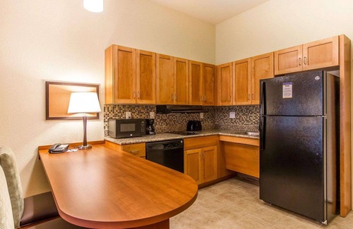 Stanley Hotel | MainStay Suites Stanley