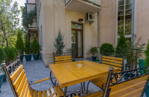 Vake House | Mais Guest House