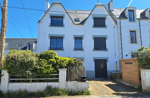 Plobannalec-Lesconil House | Maison à 2 pas de la Plage et du Port, Idéale Pour les Grandes Familles
