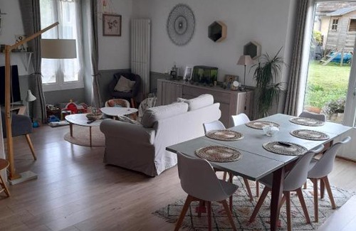 Cures House | Maison à louer pour les 24 heures du Mans
