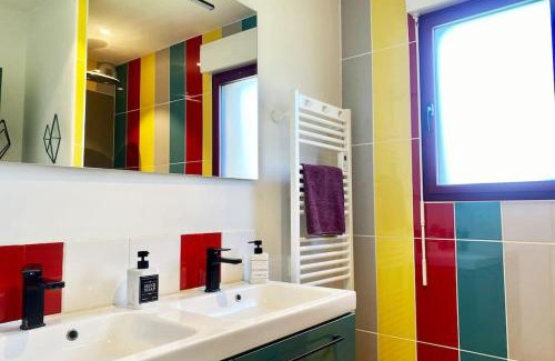 Vilde-Guingalan Villa | Maison 180m2, jardin clos, 2 terrasses, 5 mn Dinan