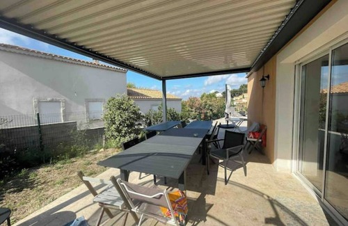 Aramon House | Maison 2 Étages - Piscine