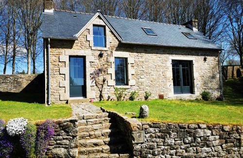 Coatroual House | Maison 2 Ch - 7 Pers - au coeur du Château de Bothané