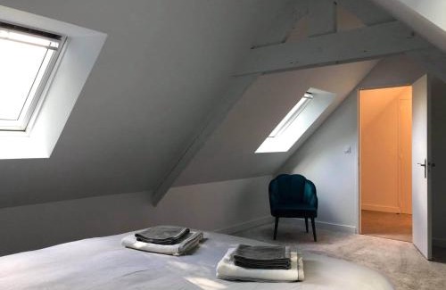 Coatroual House | Maison 2 Ch - 7 Pers - au coeur du Château de Bothané