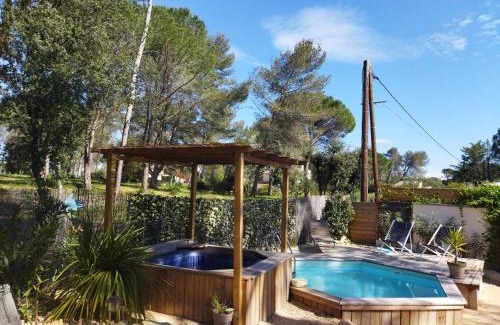 Langlade Villa | MAISON 5 Personnes EN GARRIGUE - PISCINE-SPA PRIVÉ