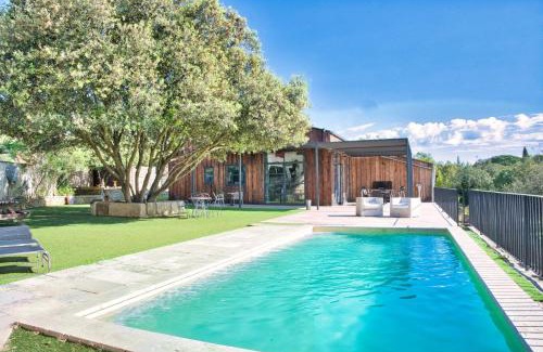 Saint-Quentin-la-Poterie Villa | Maison atypique avec piscine "le loft 248"