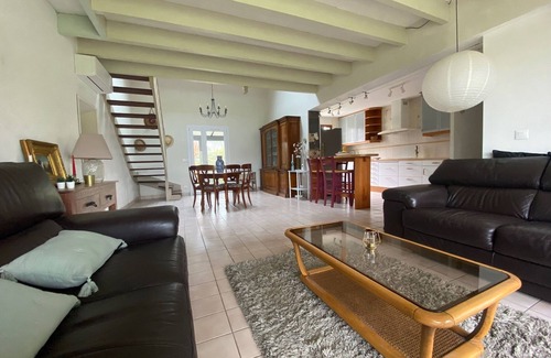 Breuillet House | Maison au Calme Entre mer et Nature