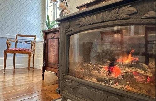 Lurcy-Levis House | Maison authentique avec grand jardin et confort moderne à Lurcy-Lévis - FR-1-489-556
