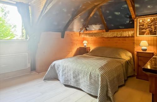 Drugeac House | Maison Auvergnate à côté de Salers - 4 chambres - parking, garage - jardin - salle de jeux