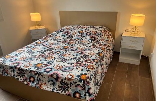 Aouste-sur-Sye Villa | Maison avec piscine intérieure privée, buses de spa, jardin clos et parking
