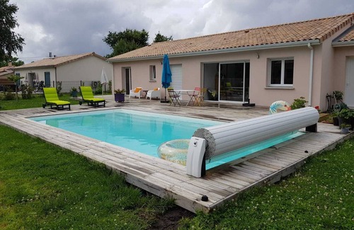 Carcans House | Maison Avec Piscine et Jardin Près du Lac, des Plages et de la Piste Cyclable