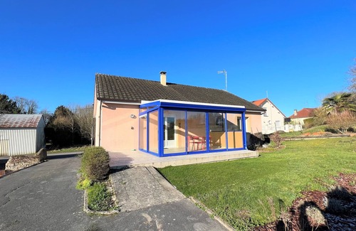 Rethel House | Maison Avec Véranda - Gîte de L'arbrisseau
