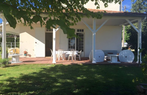 Salles House | Maison Badet - Salles in the Heart of the Landes Girondines