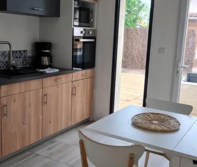 Coutras House | Maison Baste