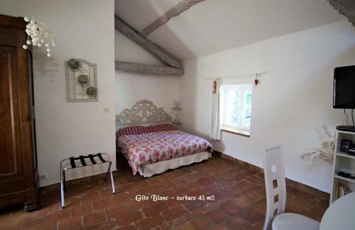 Le Poujol-sur-Orb House | Maison Bersane