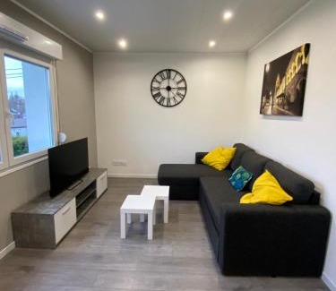 Creutzwald Apartment | Maison brantome
