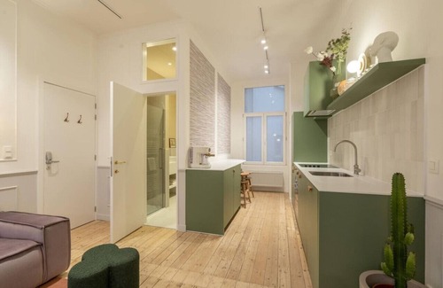 Brederode House | Maison Brederode Anvers