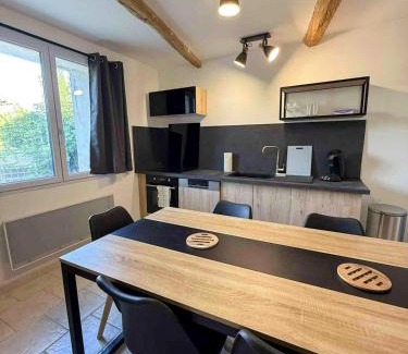 Canaules-et-Argentieres House | Maison cévenole