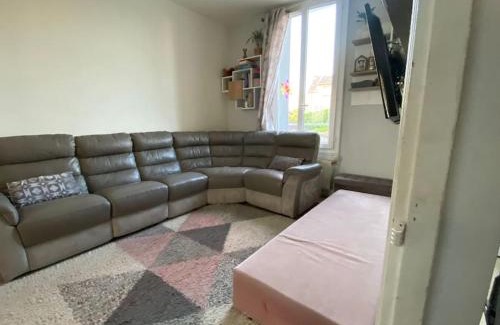 Abbesses House | Maison calme entre Paris et Disneyland