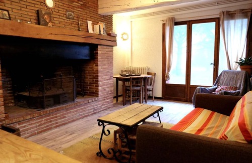 Giroussens House | maison campagne jardin