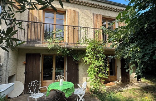 Saillans House | Maison : Chambres Avec Balcon Donnant sur Jardin